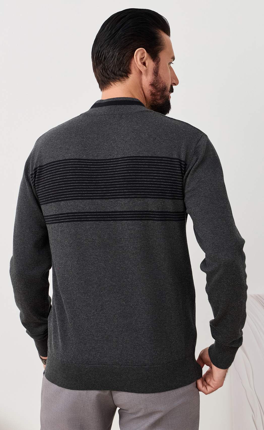 Джемпер F521-1576 grey/black