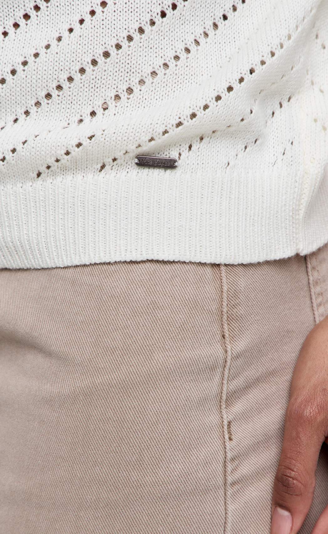 Джемпер F612-1580 milk