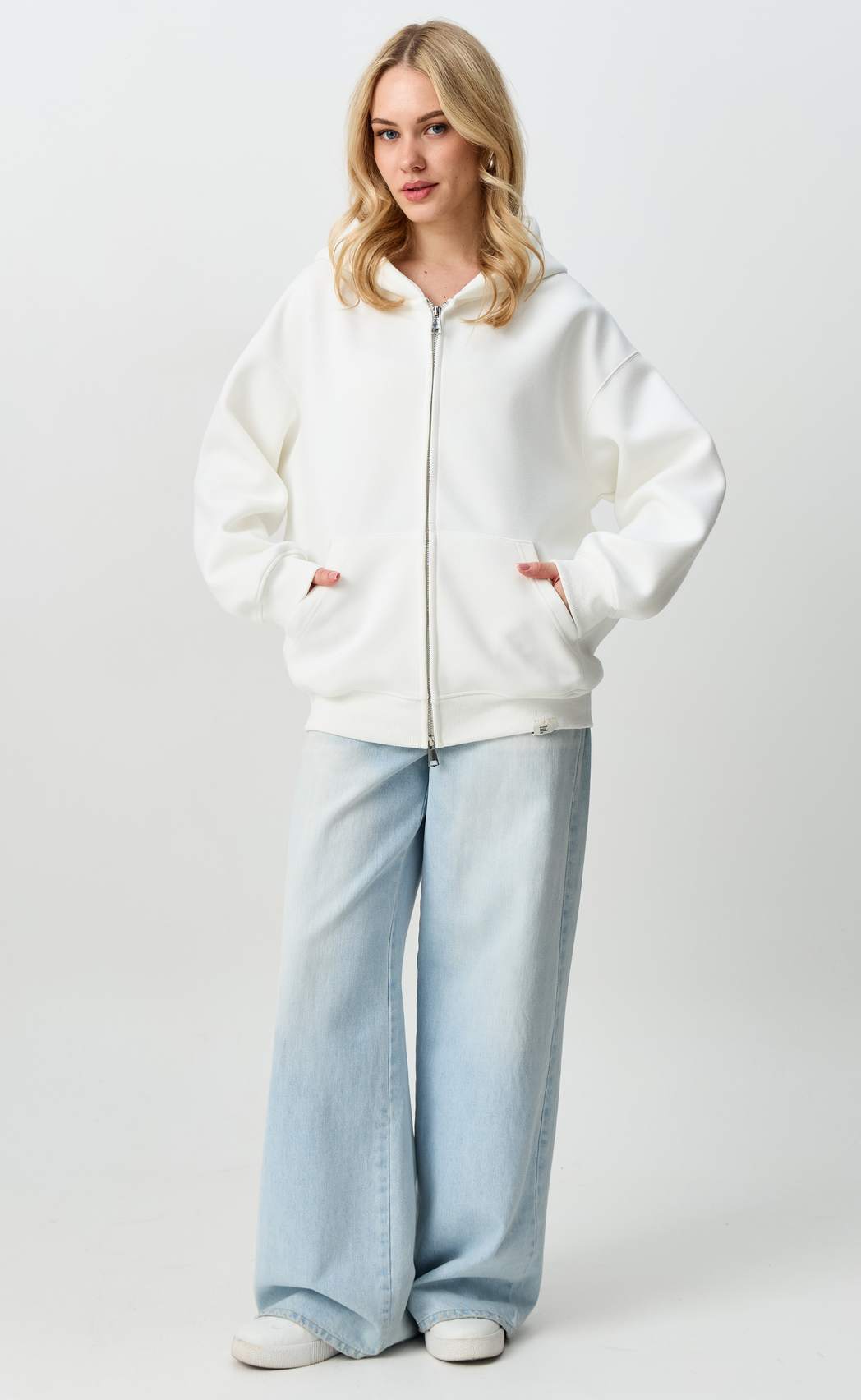 Толстовка P611-15-01 white