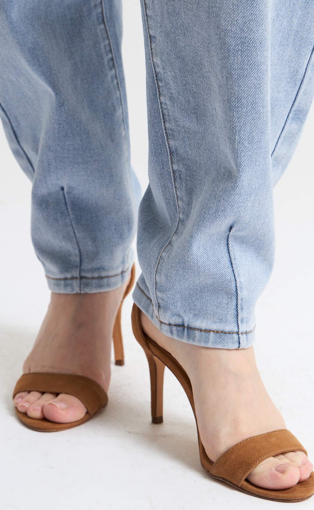 Джинсы жен. F612-01-572E l.blue